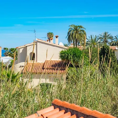 With 3 Bedrooms In With Wonderful Sea View Private Pool Enclosed Garden 100 M From The Beach * Denia